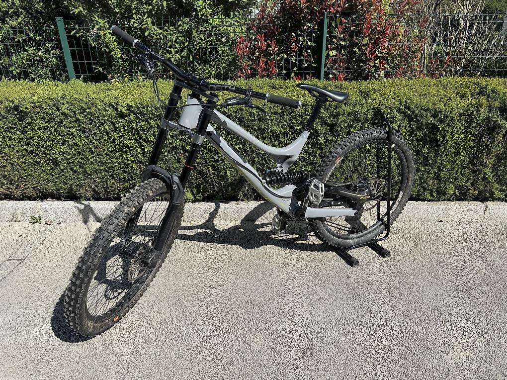 Biciclette: VTT DH Specialized Demo 8 – Usato da Satigny venduto da ant_t8mc