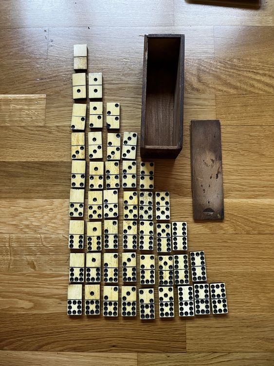 VICASKY Domino-Tabletts Aus Holz – Mexikanischer Zug Domino-Ständer – Halter Für 25 Cm – Für Mahjong & Lernspiele