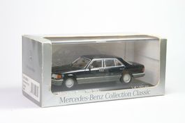 Mercedes Benz 560 SEL