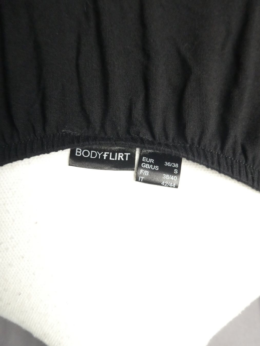 Vestiti: Langes Sommerkleid – Usato da Urtenen-Schönbühl venduto da Restwert_Schoenbuehl 5