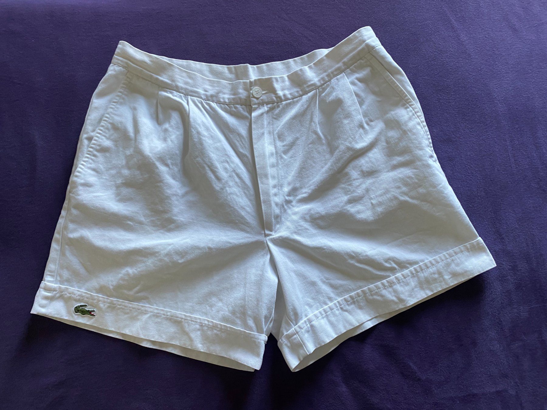 Lacoste Pantaloni: Lacoste Shorts (M, 87cm) – Usato da Gümligen venduto da Vicky2