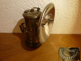Opa der Minenarbeiter seine antike Karbid Lampe Premier BRIT