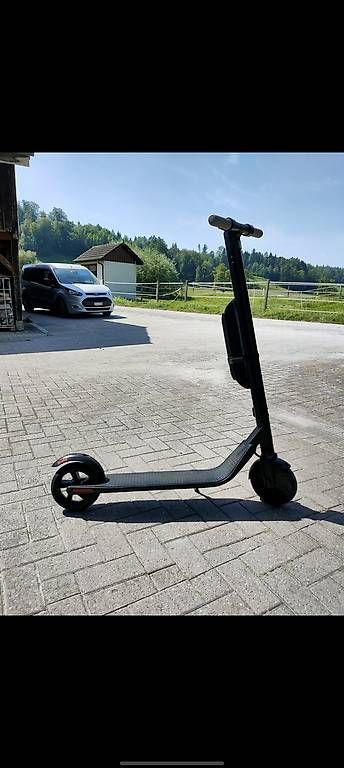 Kickboard: Ninebot Segway ES4 (E-Scooter) – Usato da Grüningen venduto da har_pc7d 3