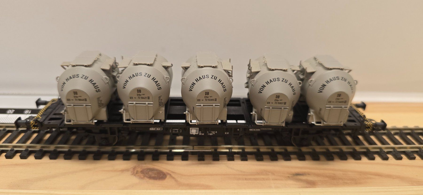Märklin Modellini di ferrovie: Märklin 48533 Behältertragwagen der DB – Nuovo (secondo la descrizione) da Büsserach venduto da ModellbahnDepot 2