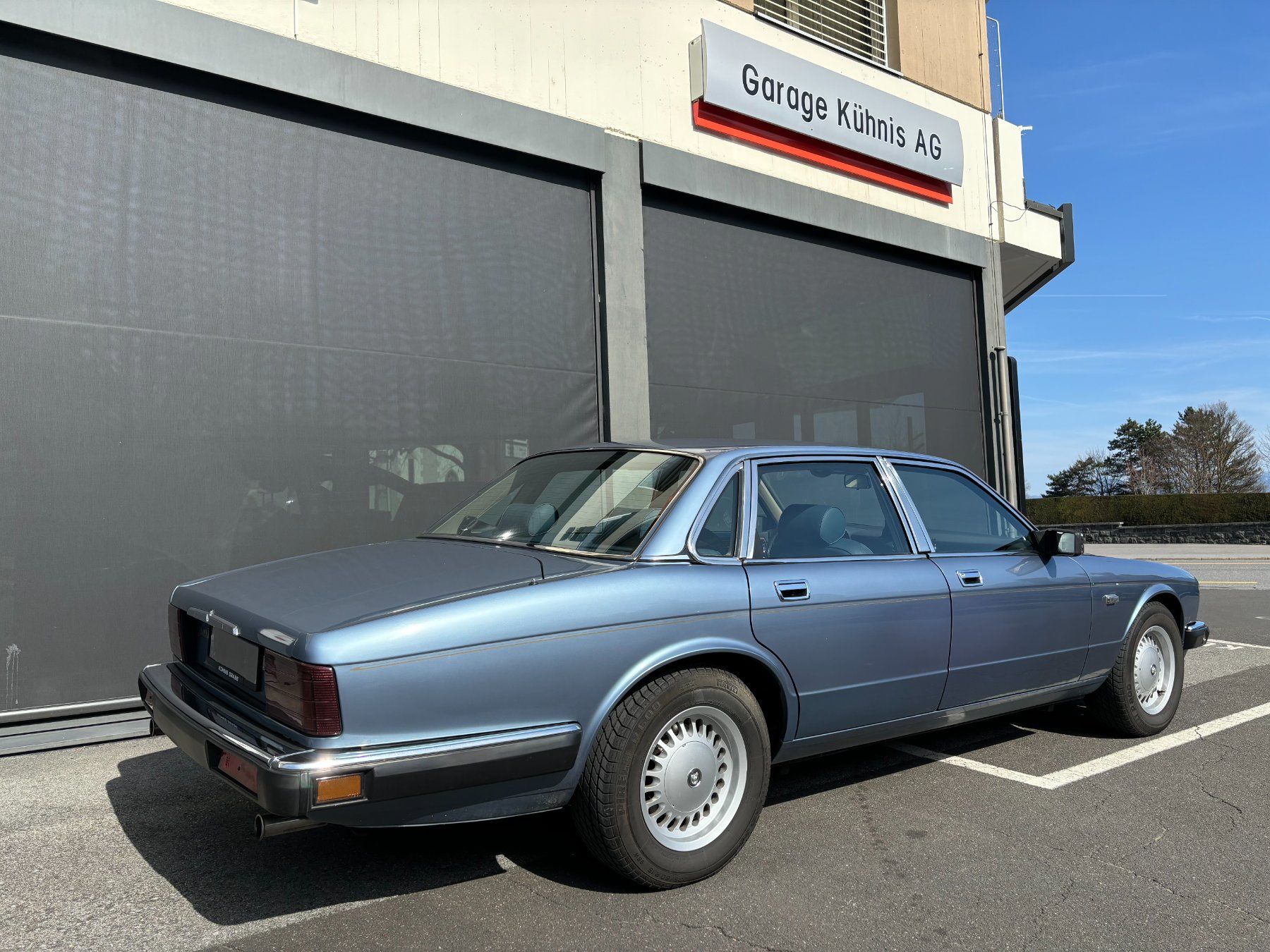 Jaguar Autos: JAGUAR XJ40 Sovereign 3.6 – Gebraucht aus Grabs von paula678 3