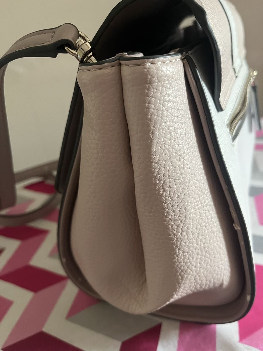 Guess Borse da donna: Magnifique sac Guess – Nuovo (secondo la descrizione) da Prilly venduto da CHAGALL15 2