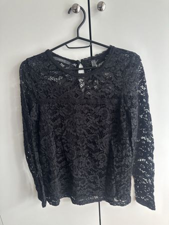 Bluse aus Spitze