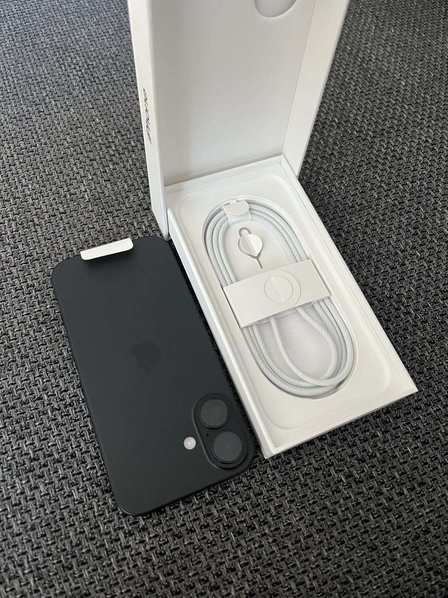 Apple Handys / Smartphones: Iphone 16 Neu 128GB – Neu und originalverpackt aus Bern von jan_2vny 1