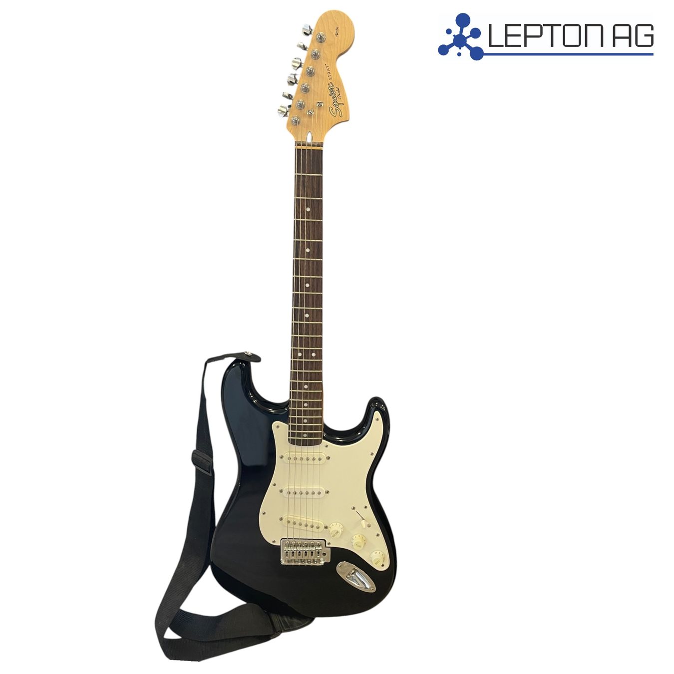 Fender Musikinstrumente: Fender Squier Stratocaster Affinity E-Gitarre mit Verstärker – Gebraucht aus Niederdorf von LeptonAG 1