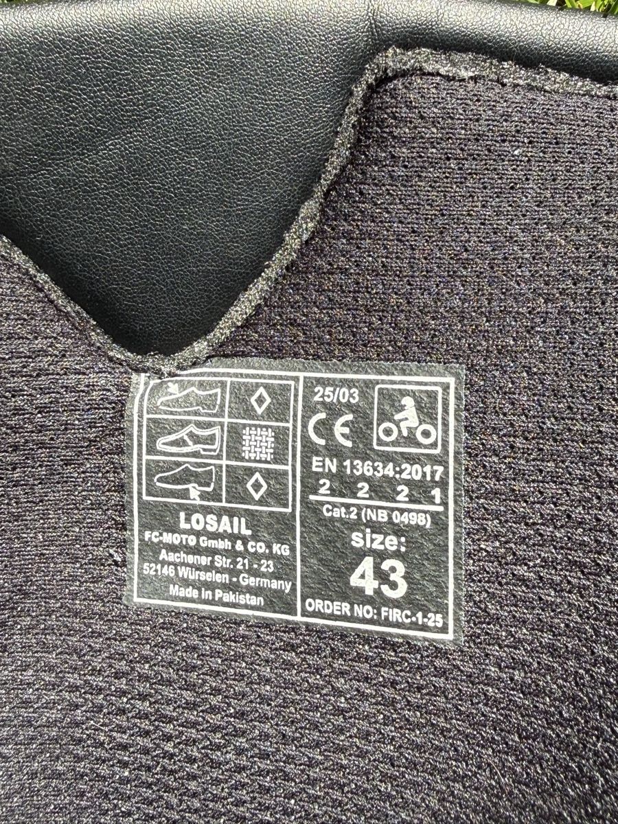 Scarpe da uomo: Bogotto Motorradstiefel Grösse 43 – Usato da Oberentfelden venduto da mat_jbk7 2