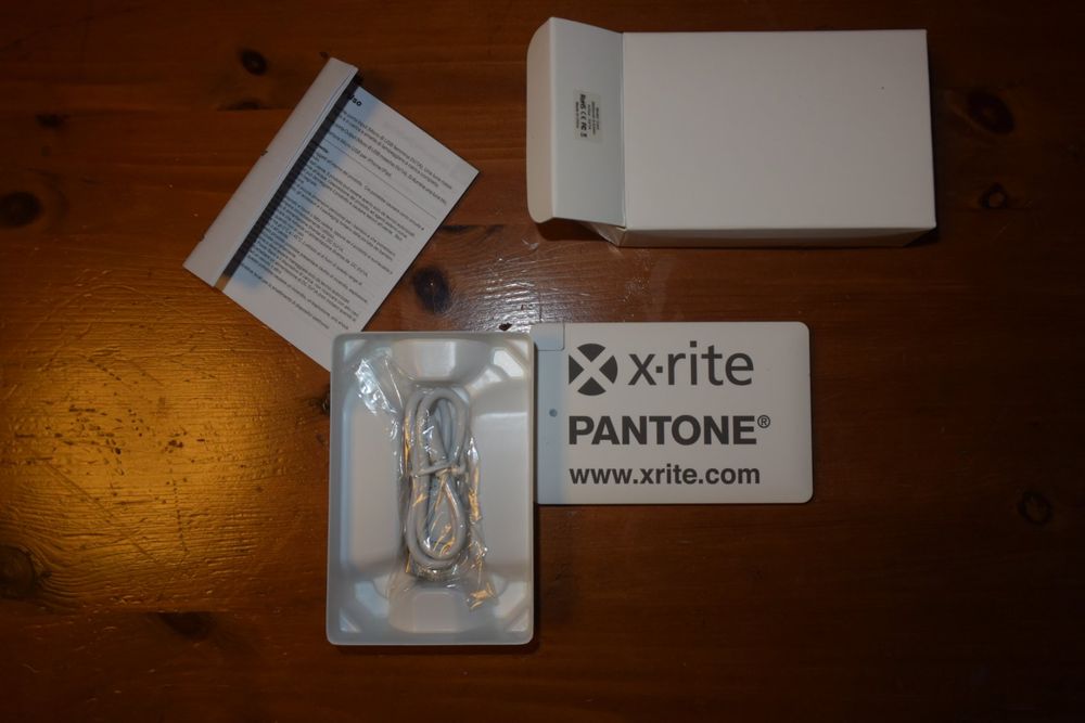 Exclusive X-Rite Powerbank im Kartenformat | Kaufen auf Ricardo