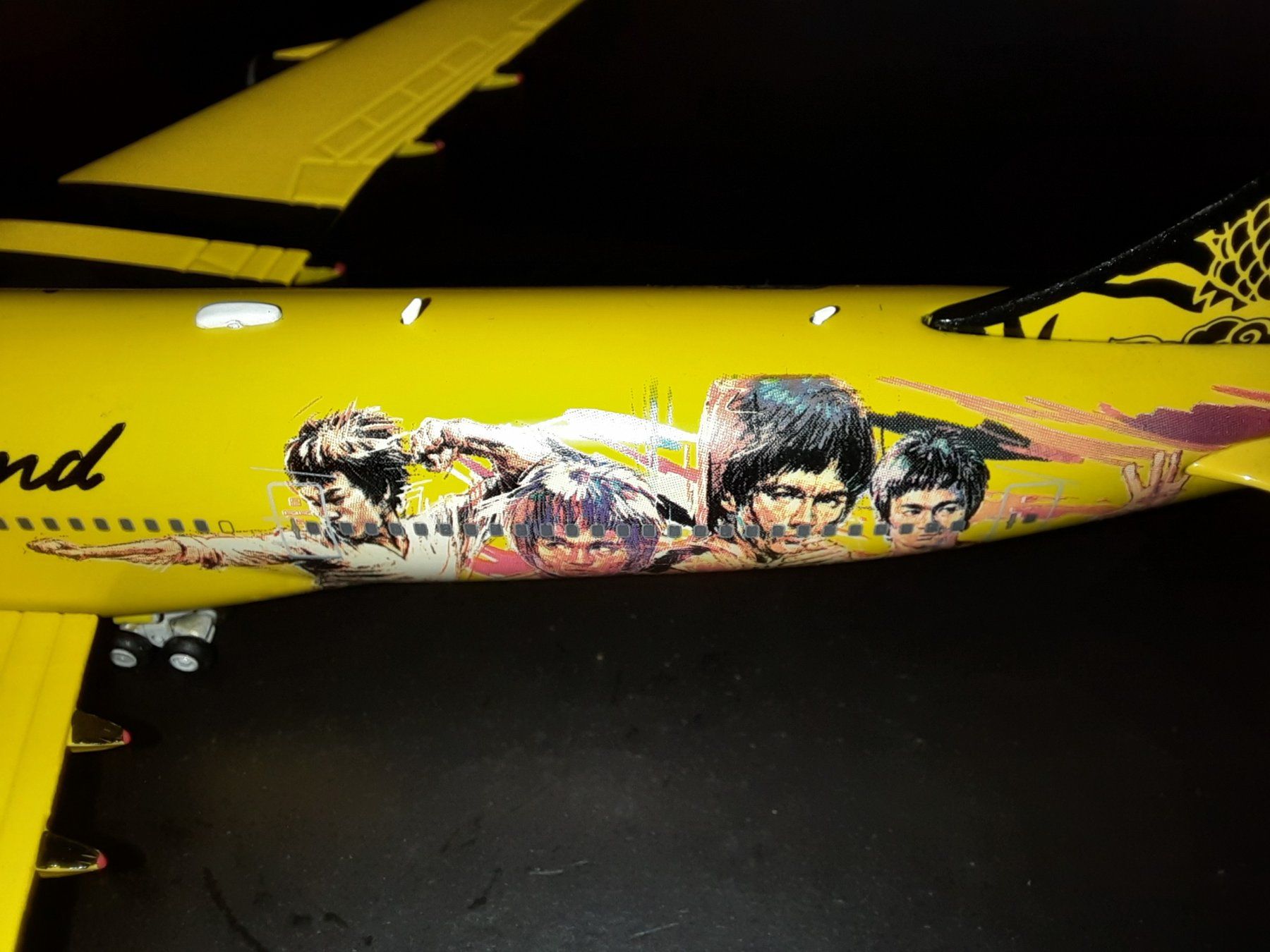Boeing Modellbausätze & Standmodelle: B747-400 BRUCE LEE – Neu und originalverpackt aus Morges von iljamuromez 3