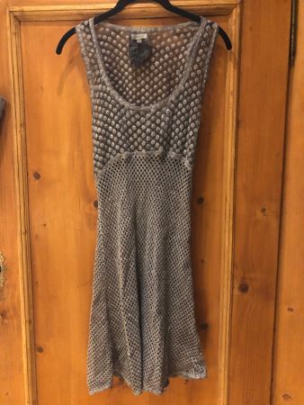 Nile Kleid Lochmuster xs 34 dunkelgrau UNGETRAGEN