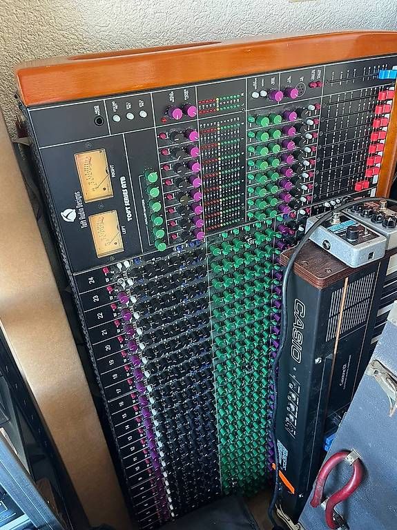 Platines de mixage: Mxier console audio TOFT ATB 24 – D'occasion à Genève par androo13
