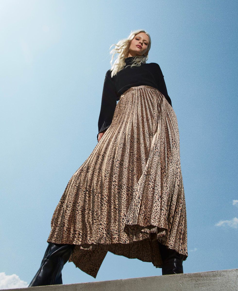 Twinset Gonne: Twinset Pleated Leopard Print Skirt – Usato da Corsier-sur-Vevey venduto da Kristina.Nova 3