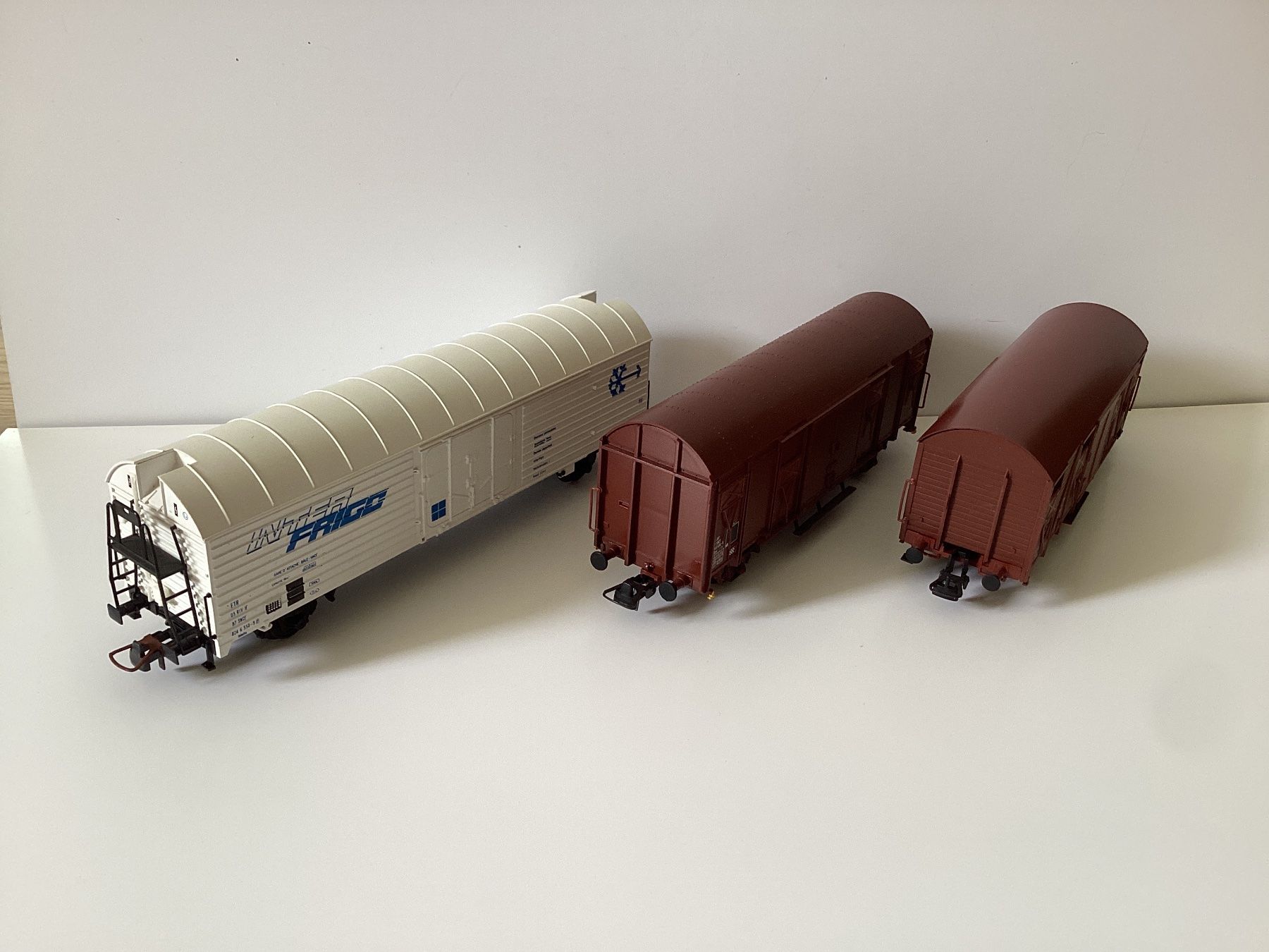 Roco Modellini di ferrovie: Roco Güterwagen SNCF 1:87 H0 – Usato da Effretikon venduto da simtek_de 1