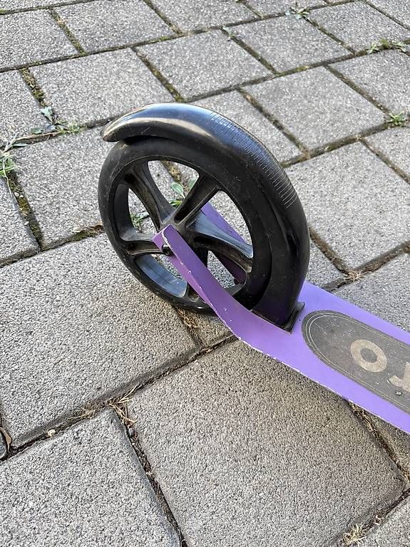 Micro Kickboard: Micro Mobility Kickboard Micro Cruiser Purple ab 6 Jahren – Usato da Bichwil venduto da salagor 4