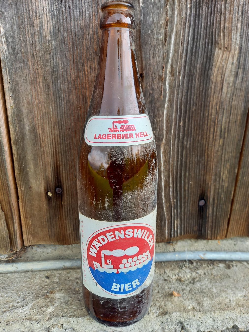 Bicchieri, Caraffe & Bottiglie: Schöne Wädenschwiler Bierflasche – Usato da Galgenen venduto da Allerlei8854
