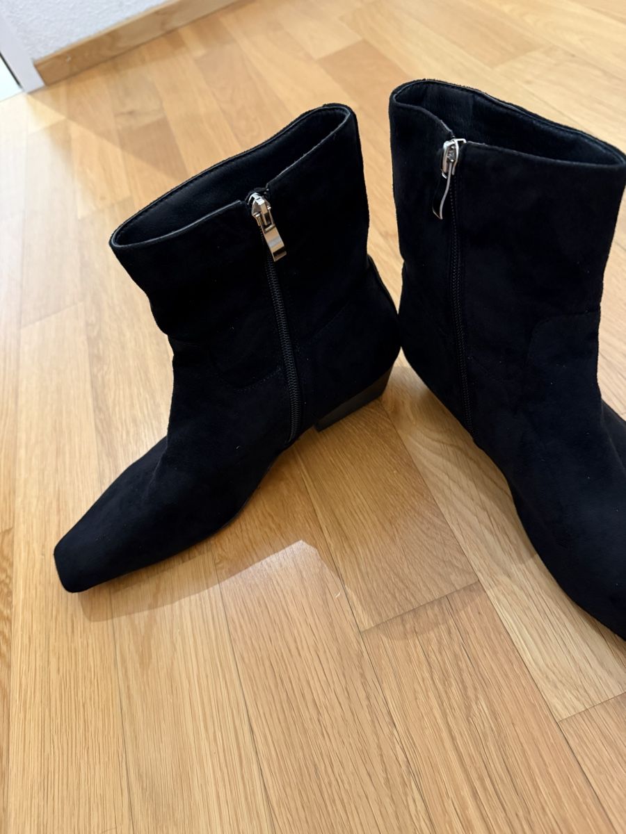Scarpe da donna: Stiefel schwarz ungetragen 37 – Nuovo (secondo la descrizione) da Zug venduto da sschnide92 3