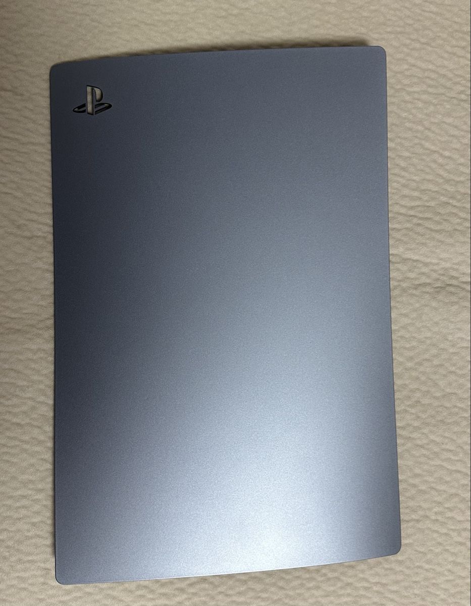 Sony Custodie protettive: Playstation 5 Original Cover - Sterling Silver  – Nuovo e nell'imballaggio originale da Liestal venduto da sea_qh76