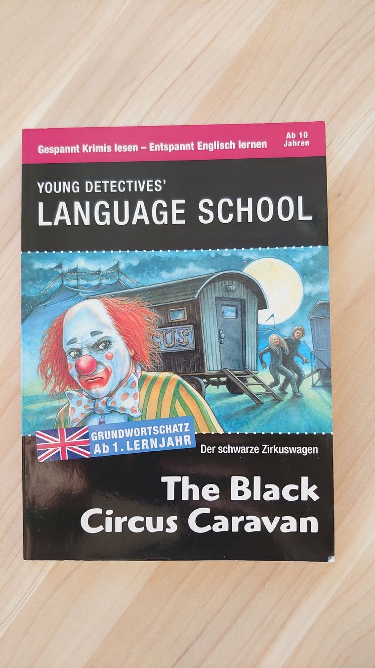 Bücher: Language School - The Black Circus Caravan – Gebraucht aus Pfäffikon SZ von Wild0