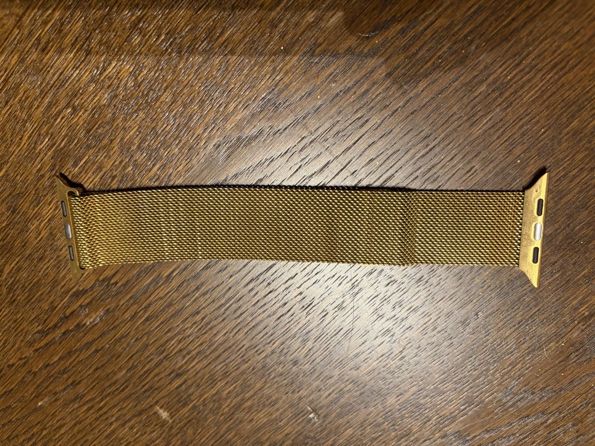 Apple Smartwatch: Apple Watch Armband gold  – Gebraucht aus Hauptwil von BernadettS