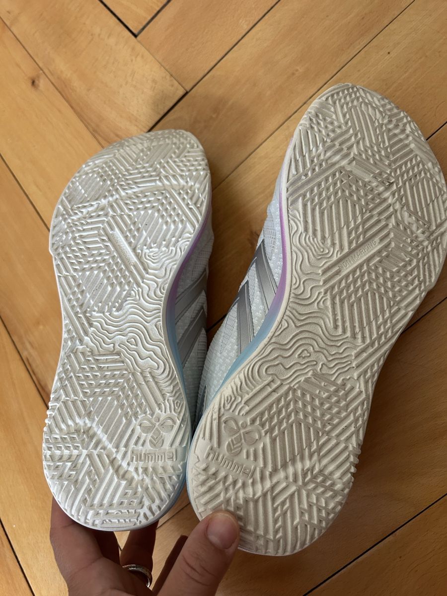 Hummel Herrenschuhe: Turnschuhe Hummel Handball, Gr. 41 – Gebraucht aus Luzern von bettygreen 5