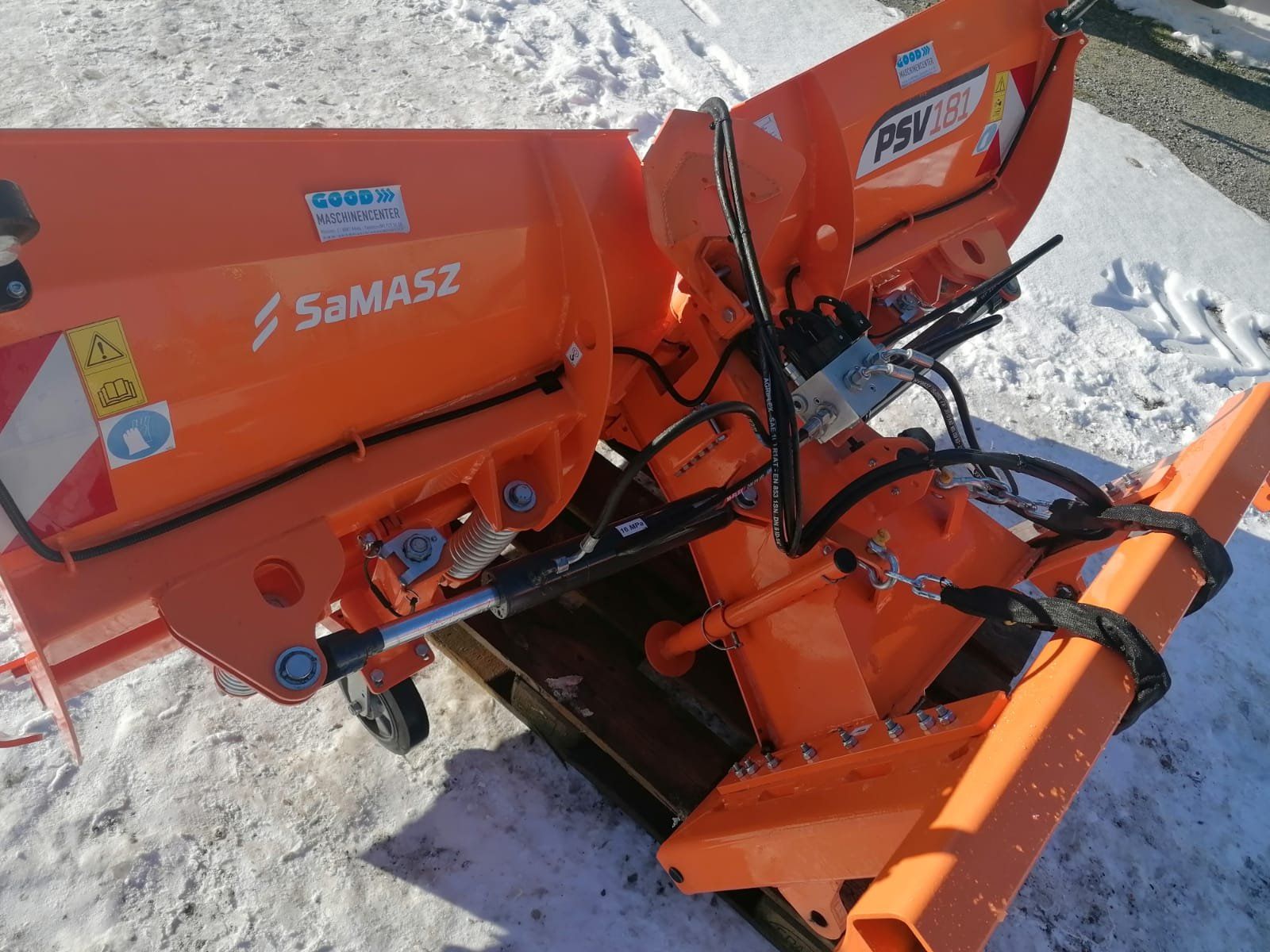 Sgombero neve: Schneepflug SAMASZ PSV 181 – Usato da Mels venduto da lad_8ctm
