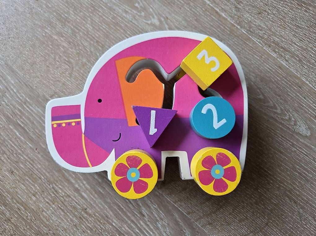 Spielzeuge: Holzspielsachen – Gebraucht aus Hüntwangen von Obi140488 1