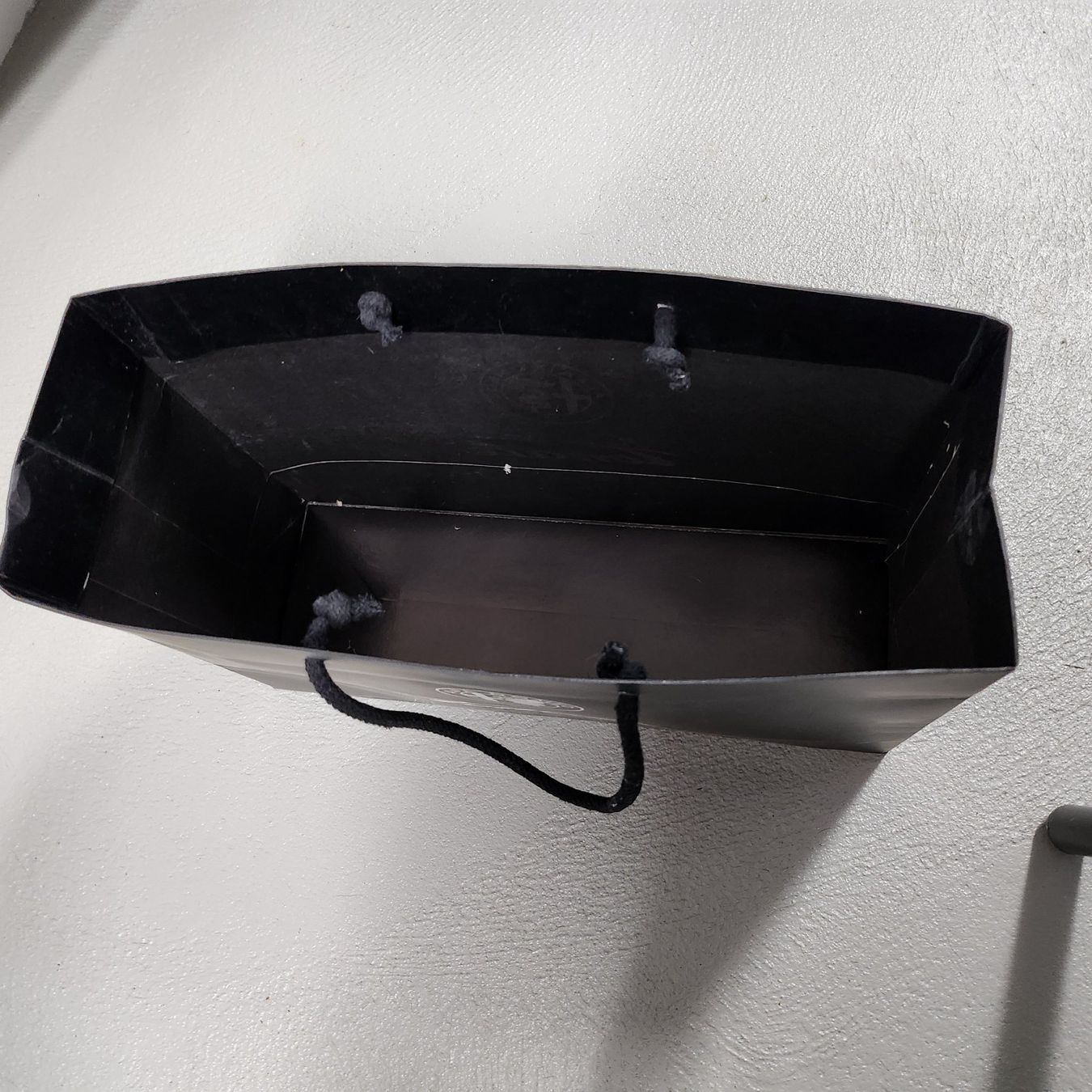 Alfa Romeo Borse: Alfa Romeo Tonale 2024 Papier Tasche – Nuovo (secondo la descrizione) da Unterägeri venduto da 0alfa0 2