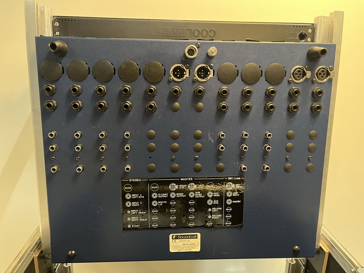Soundcraft Console di mixaggio: DJ Mischpult Soundcraft D-Mix 1000 – Usato da Matzendorf venduto da Murbach 2