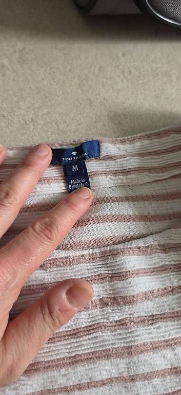 Maglioni & Felpe: Pullover Gr M – Usato da Obfelden venduto da iNe29