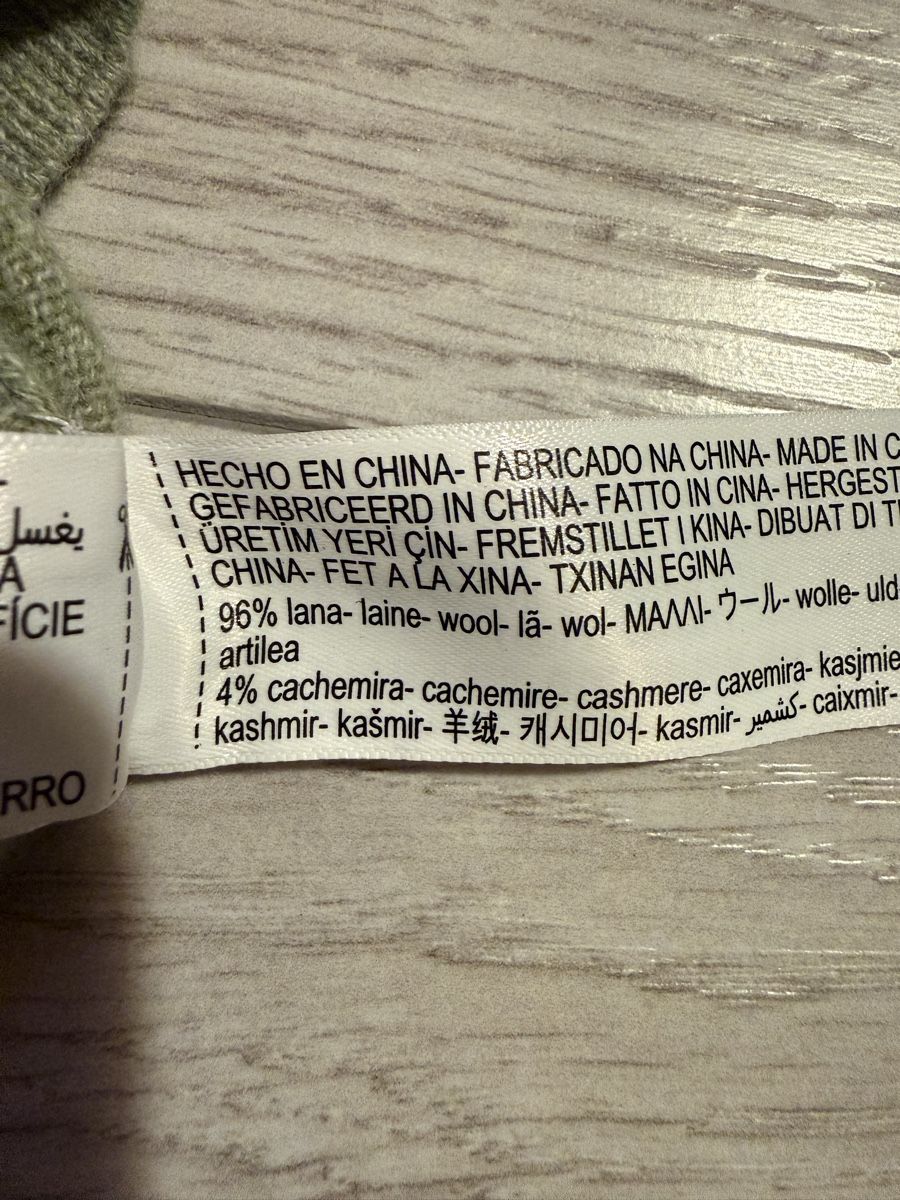 Massimo Dutti Maglioni & Felpe: Strickpullover Massimo Dutti – Usato da Niederglatt ZH venduto da Ivan.Kryvoshei 2