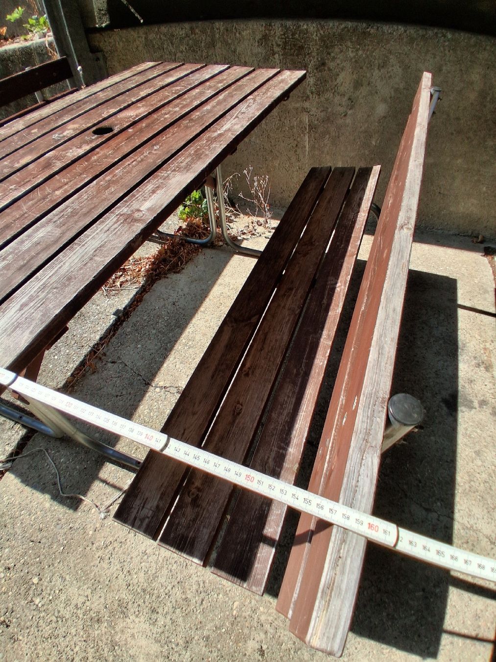 Set di tavolo e panche: 2 Stk Picknick Tische mit Bank – Usato da Trimbach venduto da Tripoli_Trimbach 5