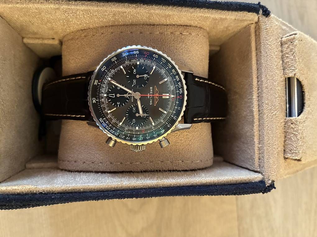 Breitling Orologi: Breitling Navitimer B01 SWISS Limited Edition – Usato da Henau venduto da Wonder_81 1