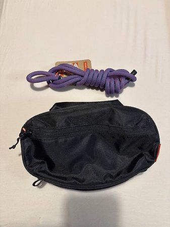 Labo Mono Slingbag Umhängetasche