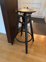 Schwarzer Barhocker, höhenverstellbar - Top Zustand!