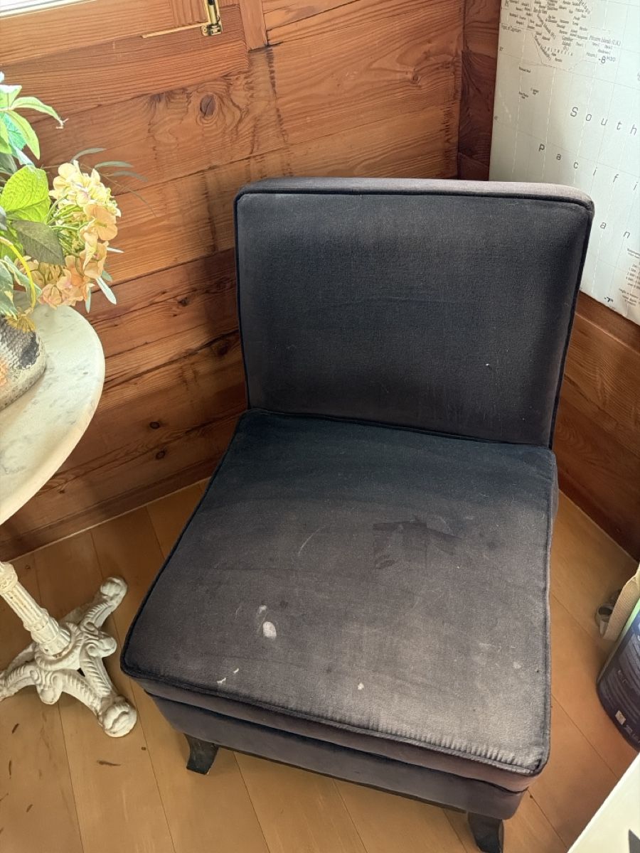 Stühle: Zwei Sessel - Velvet schwarz – Gebraucht aus Pfäffikon SZ von sophia.koch 2