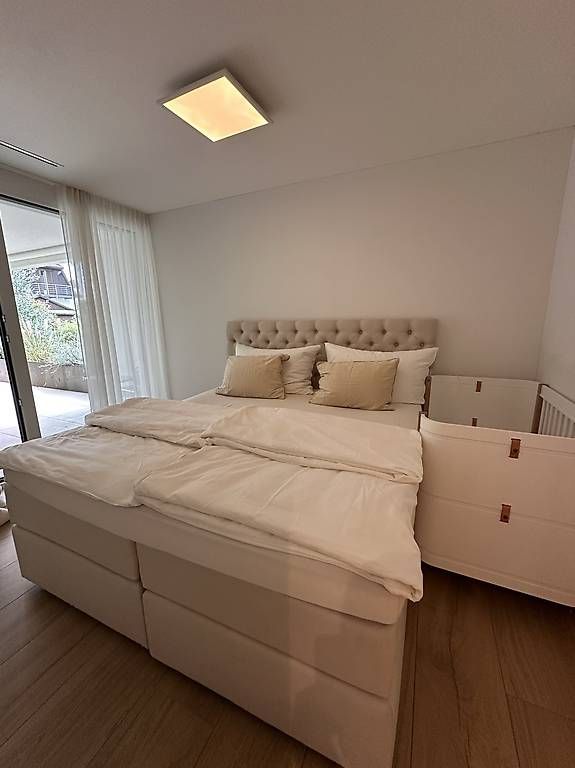 Betten: Swiss Sense Boxspringbett  – Gebraucht aus Bottighofen von m4x1989 1