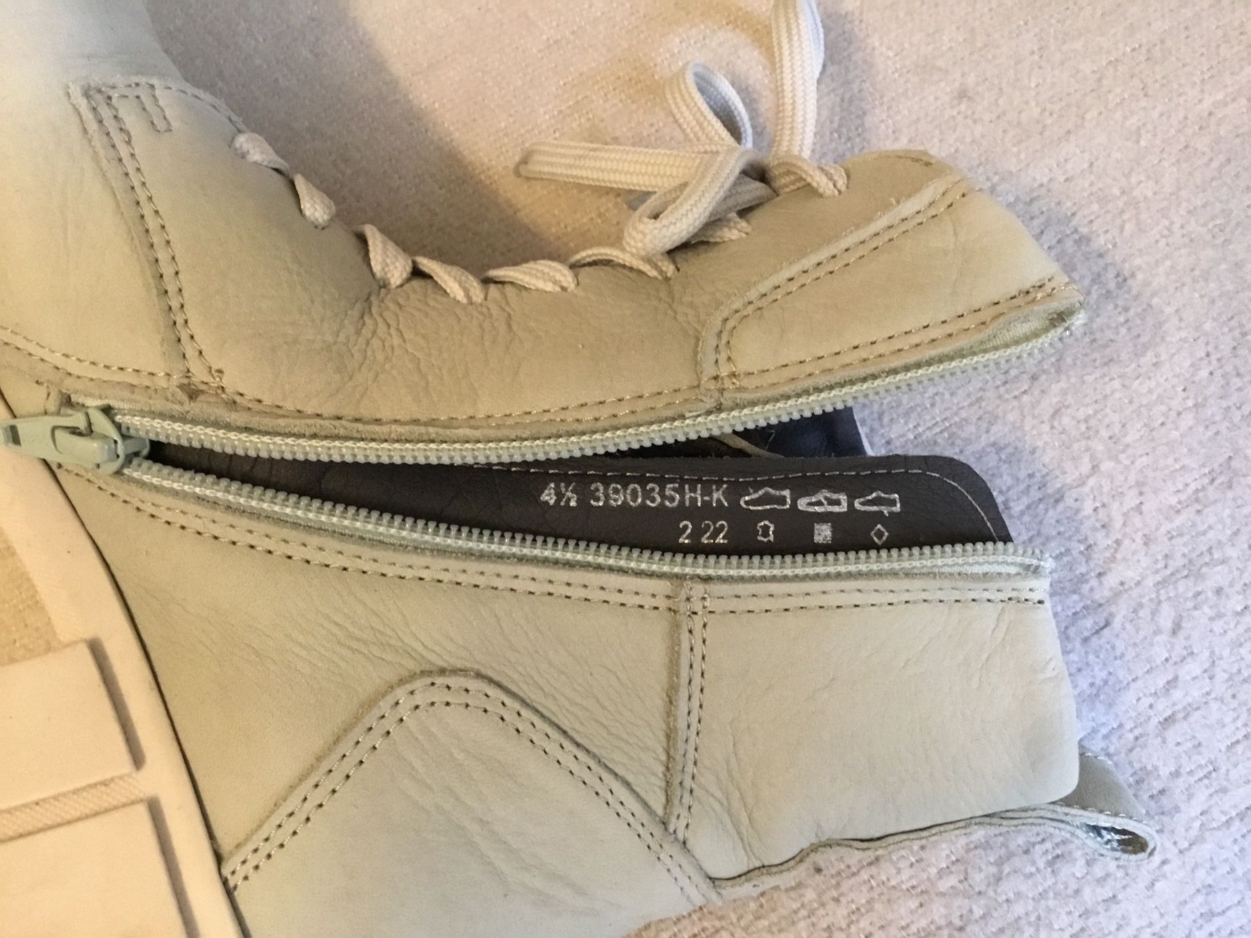 Scarpe da donna: Solidus Damenstiefeletten Grösse 37 oder 4 1/2 – Usato da Diessenhofen venduto da quinto9 3