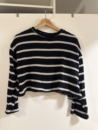 Gestreiftes Strick-Set, Top & Hose, Grösse M