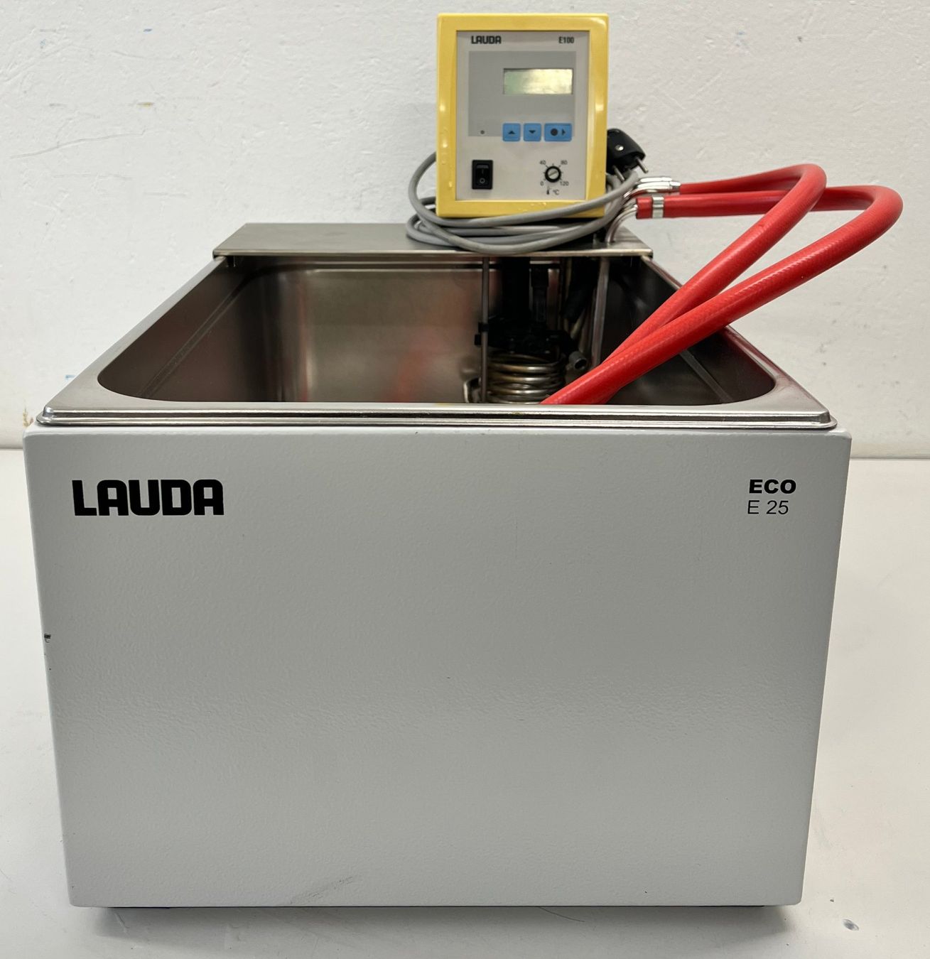 Laborzubehör: Lauda Eco E 25 Edelstahl-Heizbad mit Lauda E100 Thermostat – Gebraucht aus Niederdorf von LeptonAG_Labor 1