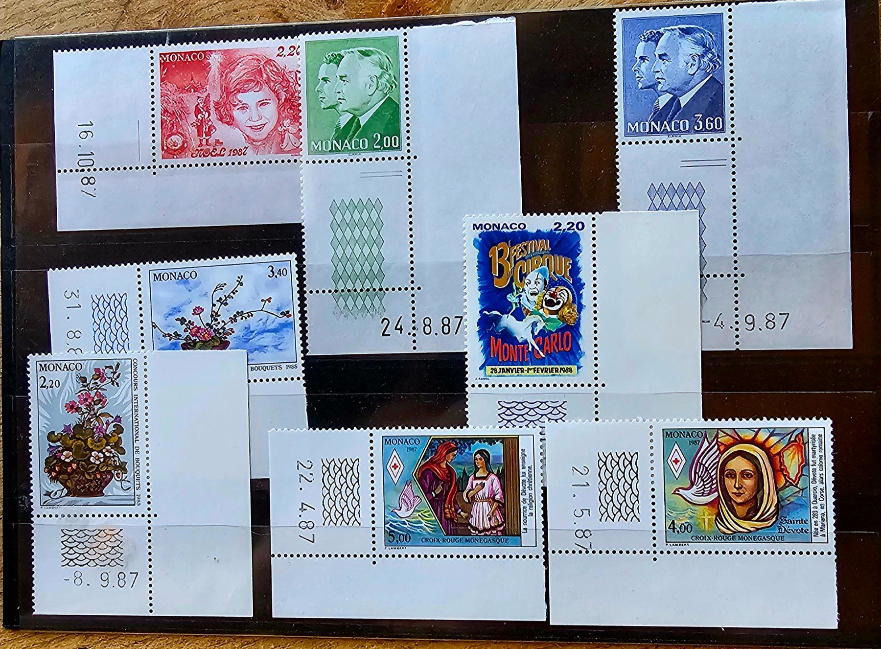 Tous les timbres: MONACO coins datés ** 1987 – Neuf (Voir description) à Les Valettes par Nuba1