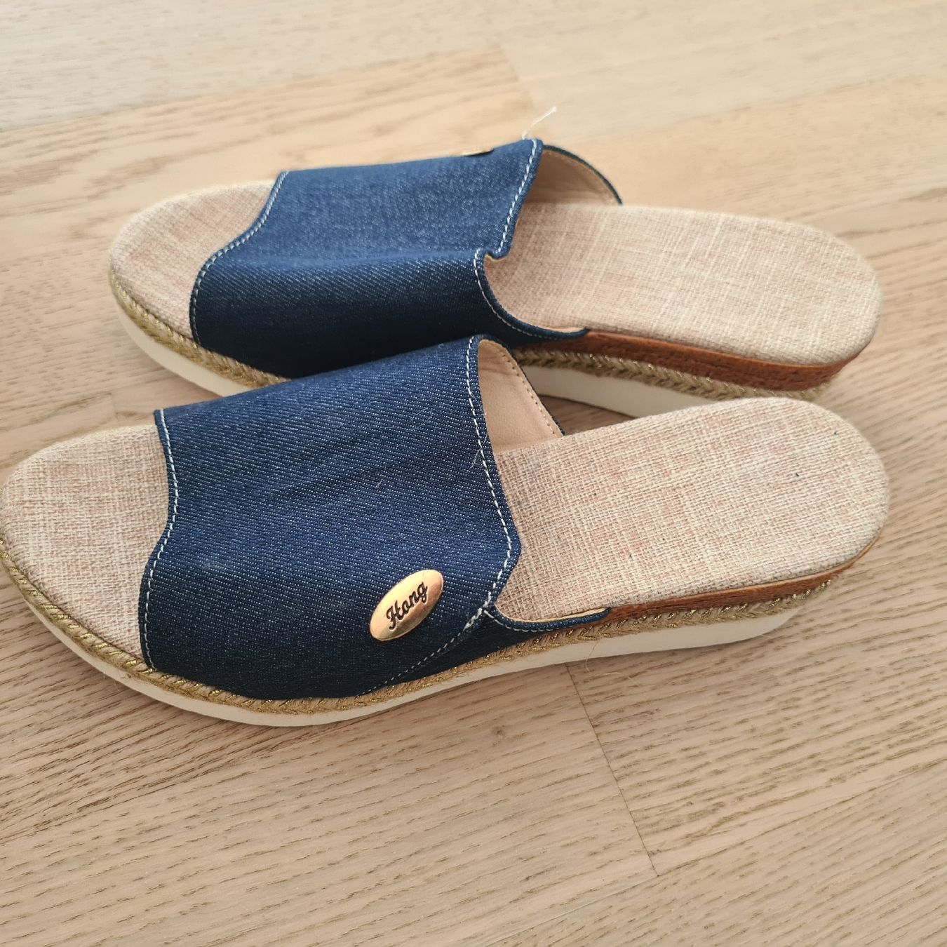 Chaussures femmes: Pantoletten  Gr. 40 – D'occasion à Steinen par turbogeiss99 2