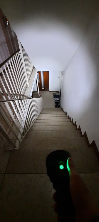 Craquez pour cette lampe torche pratique et très puissante à prix mini