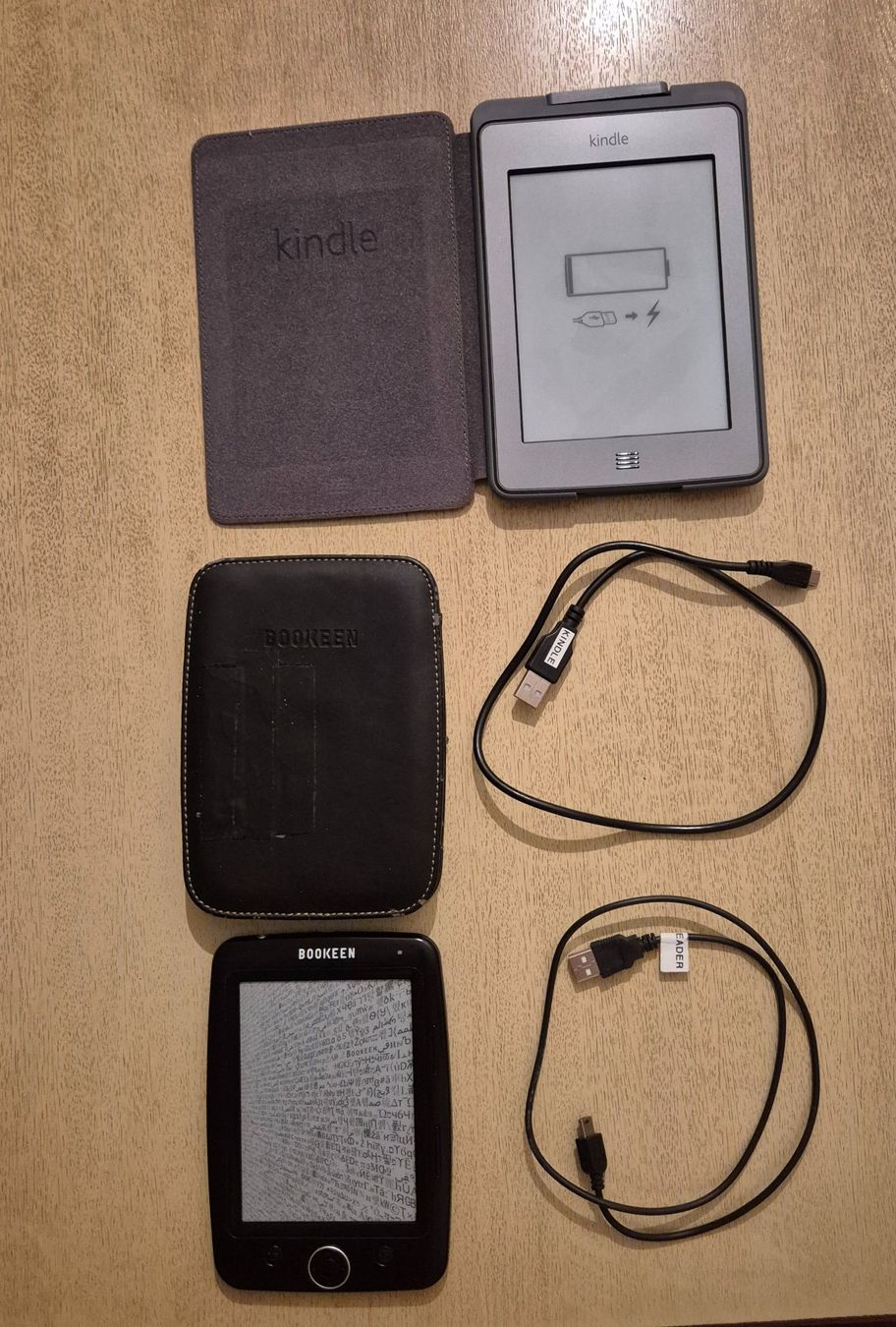 Amazon Tablet PC: Kindle & Bookeen E-Reader Set inkl. Hüllen & Kabel, defekt – Difettoso da Schwyz venduto da chr_5b57 4