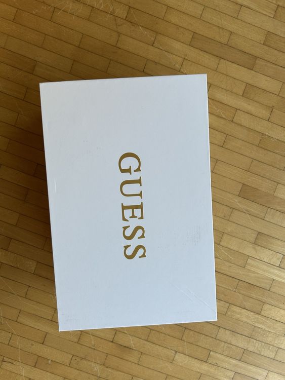 Guess Scarpe da uomo: New!Guess Sneakers, Size:44 – Nuovo e nell'imballaggio originale da St Gallen venduto da kon_2nnp 1