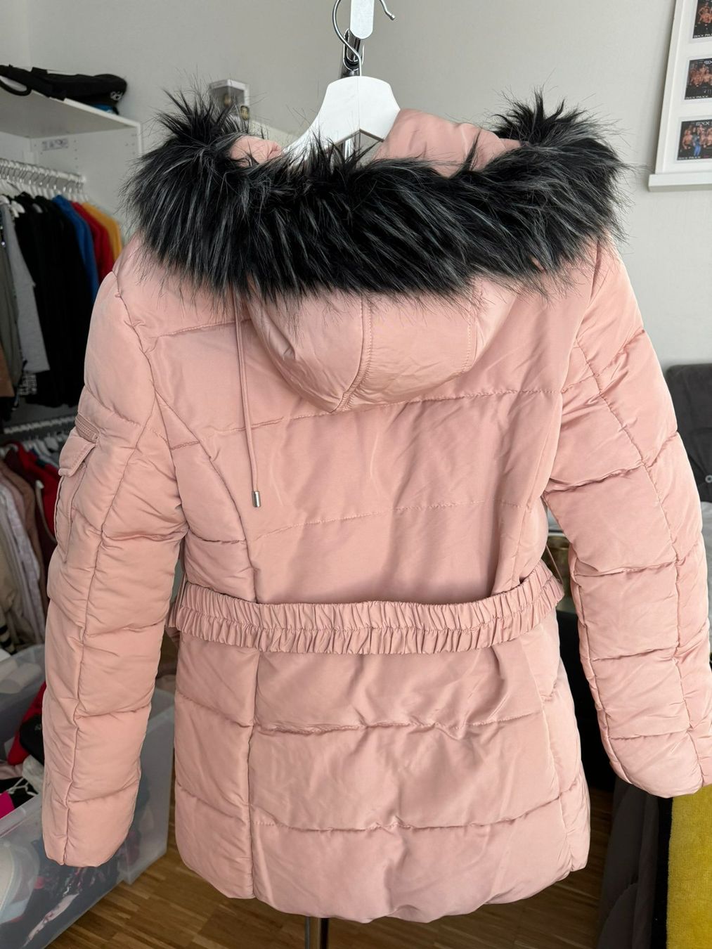 Blusen: Winterjacke Gr. L – Gebraucht aus Wald ZH von evelyne.street 1