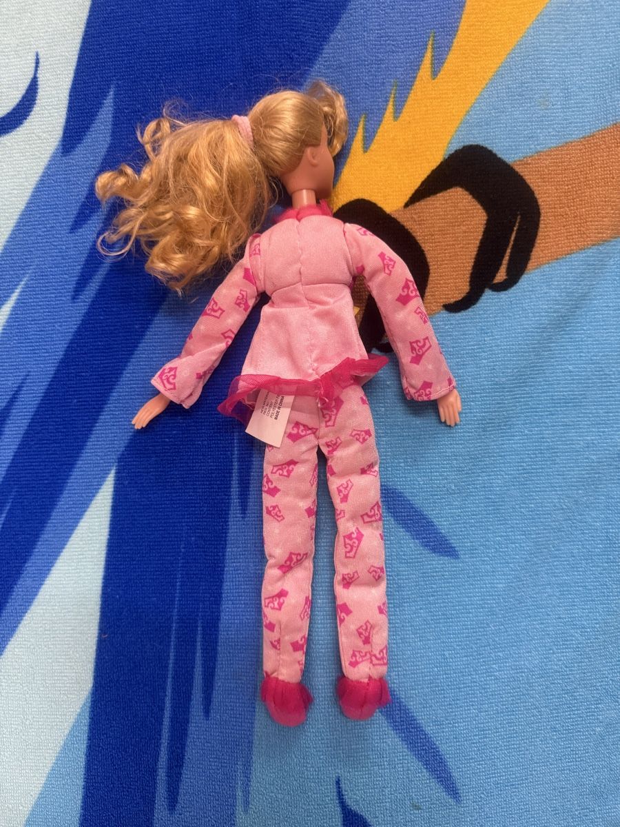 Disney Bambole: Barbie Disney Aurora Bedtime 2011 – Usato da Ecublens VD venduto da charliecinquillo 1