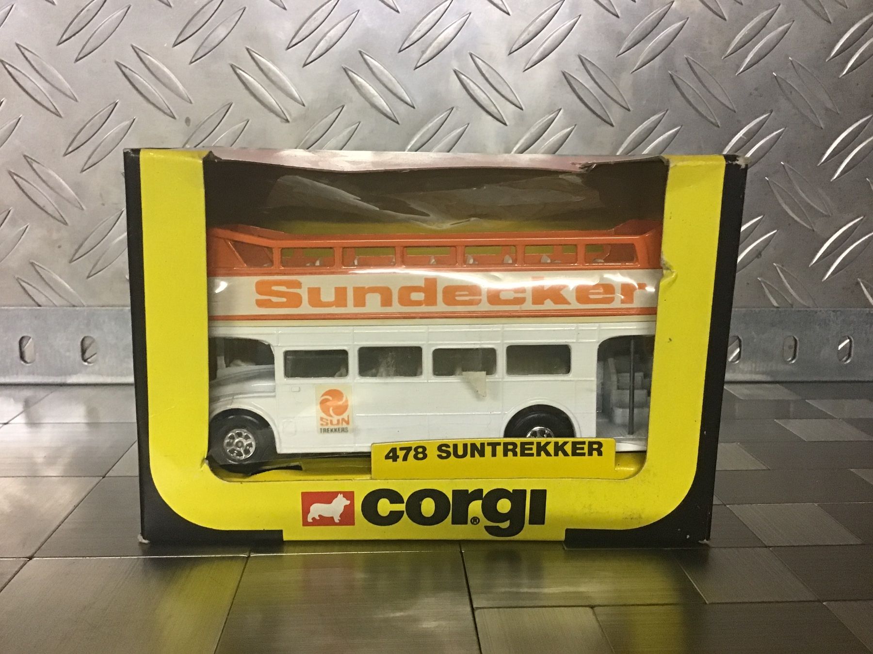Corgi Toys Kit di modellismo & Modellini statici: CORGI 478 SUNTREKKER – Usato da Männedorf venduto da Spezial-Modelle 4